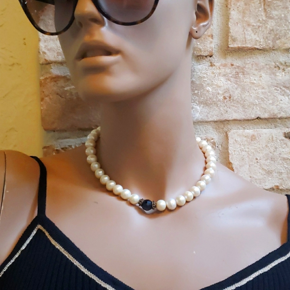 Cultured Pearl Necklace